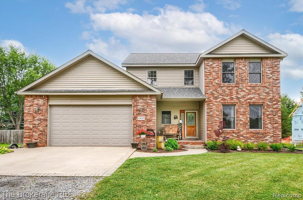 13029 N Webster Rd, Clio, MI 48420 - photo 1