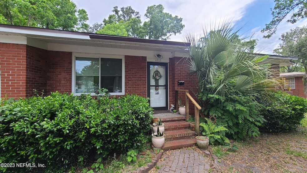 1212 Hamilton St, Jacksonville, FL 32205 - photo 1