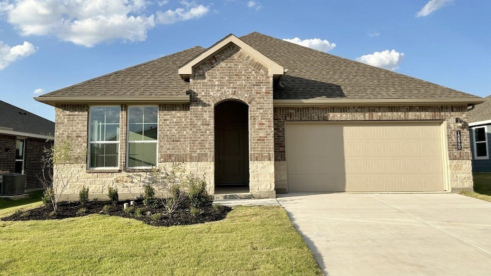10840 Black Onyx Dr, Crowley, TX 76036 - photo 1