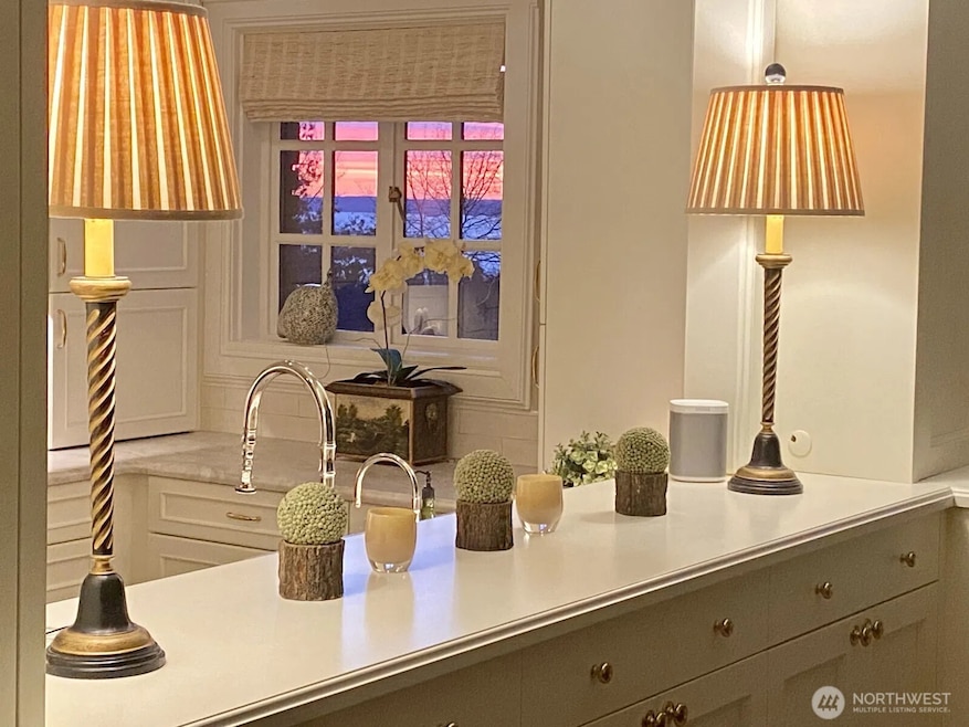 The Victoria unit VB303, Seattle, WA 98119 - photo 1