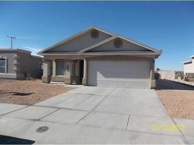 744 Desert Sage Dr, Horizon City, TX 79928 - photo 1