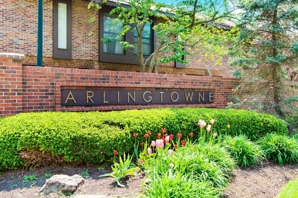 Entry to Arlingtowne
