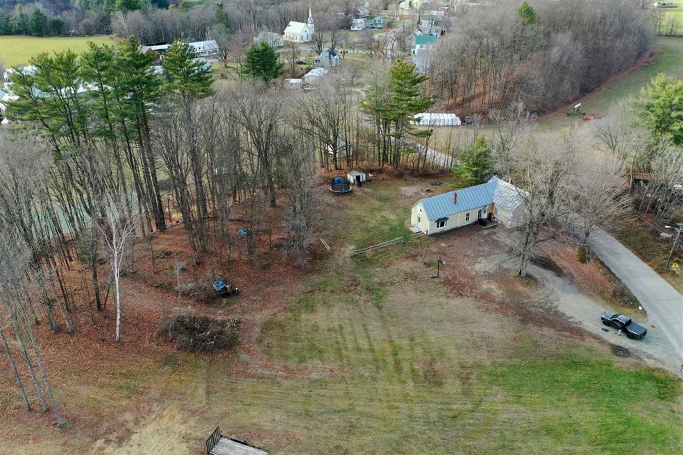 106 Plains Rd, Monroe, NH 03771 - photo 1