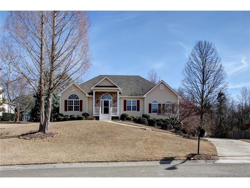 Gorgeous, immaculate, smoke-free, pet-free ranch o