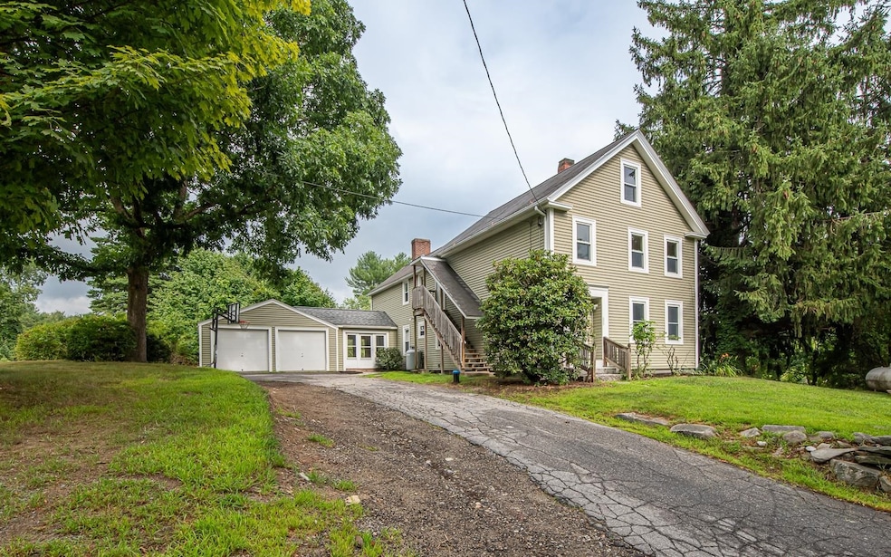 112 Musquash Rd, Hudson, NH 03051 - photo 1