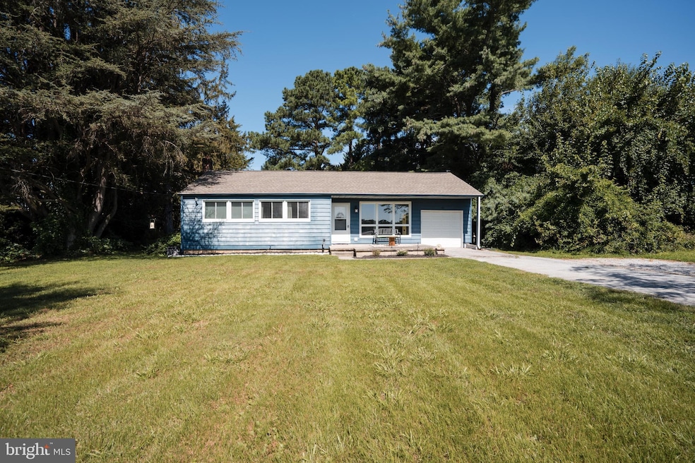 381 Duck Creek Pkwy, Clayton, DE 19938 - photo 1