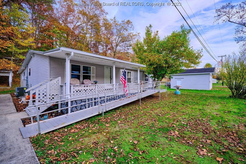 580 Cow Creek Rd, Hurricane, WV 25526 MLS 267588