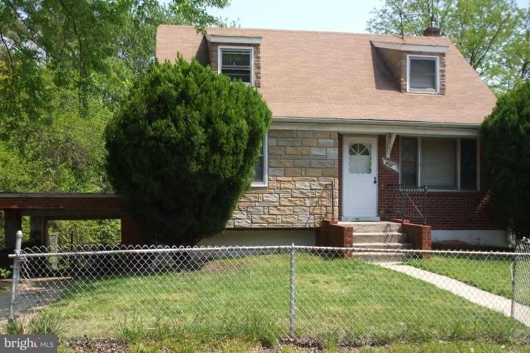 912 Brooke Rd, Capitol Heights, MD 20743 - photo 1