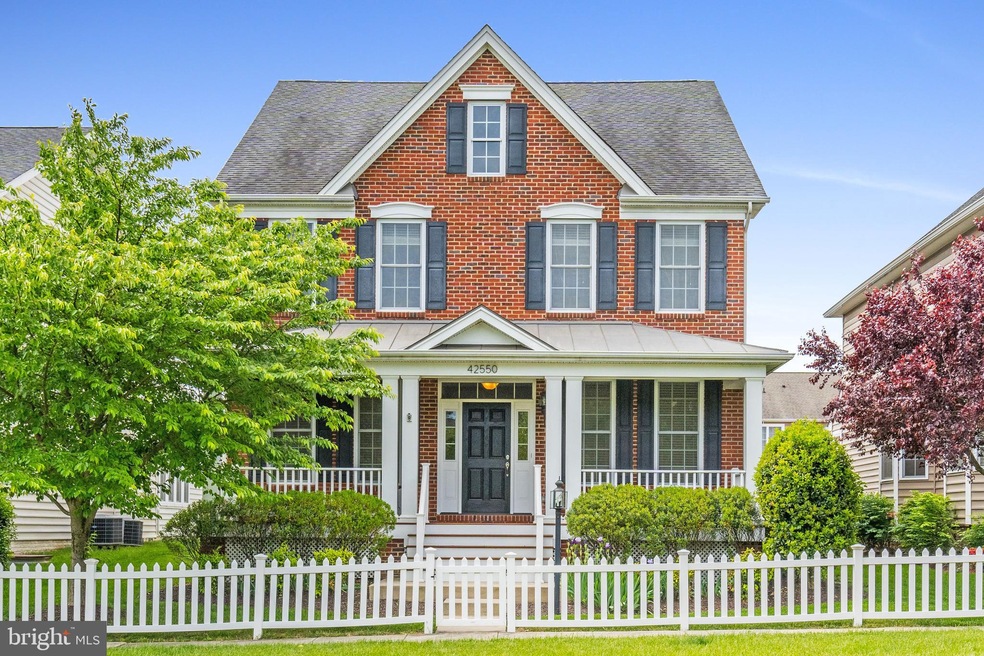 42550 Neighborly Ln, Chantilly, VA 20152 - photo 1