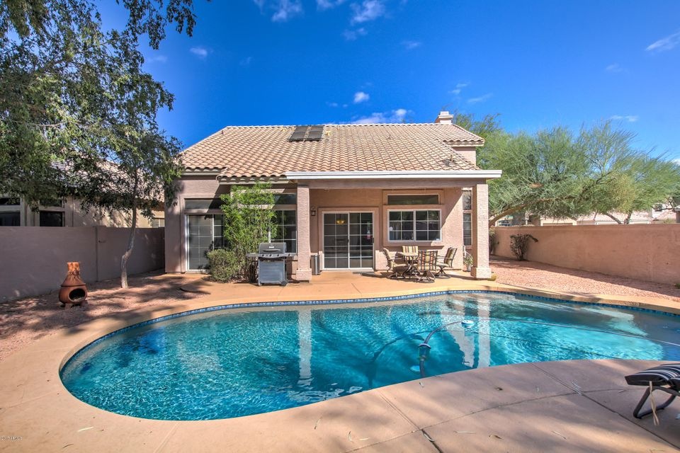 235 W Los Arboles Dr-43