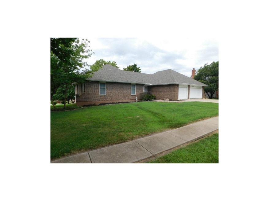 Maintenance Free Ranch, newer Timberline Roof!