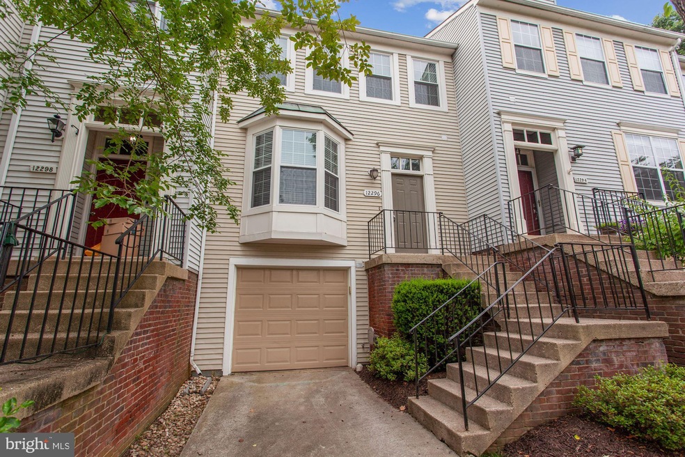 12296 Wye Oak Commons Cir unit 102, Burke, VA 22015 - photo 1