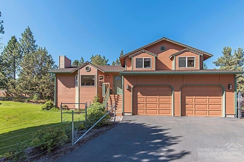 20897 King David Ave, Bend, OR 97702 - photo 1