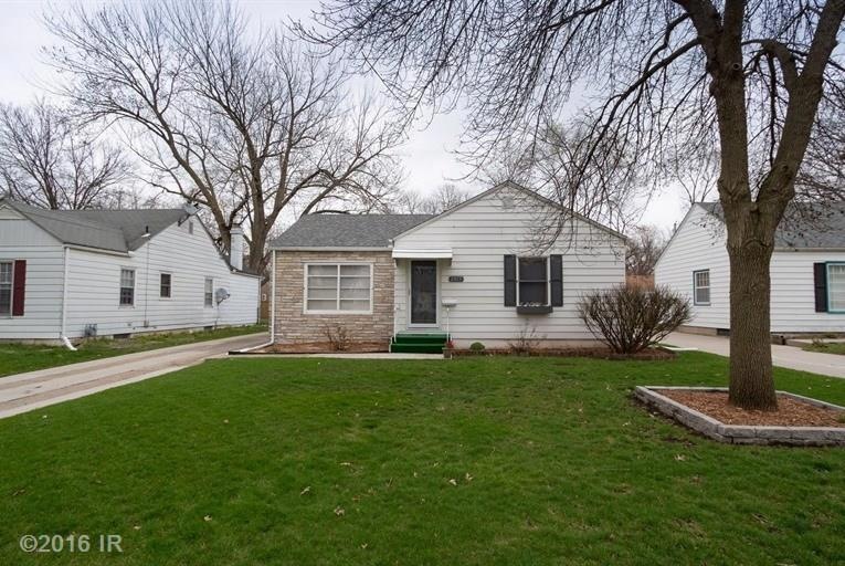 2015 56th St, Des Moines, IA 50310 - photo 1