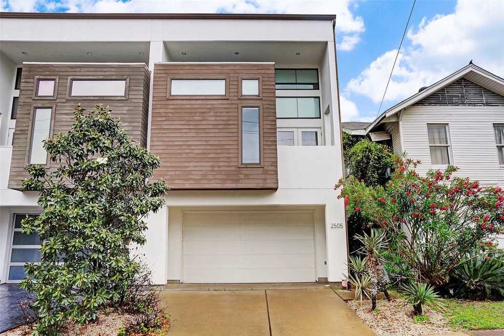 2505 Hazard St unit B, Houston, TX 77019 - photo 1