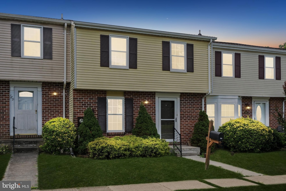 For Rent $2,300/month