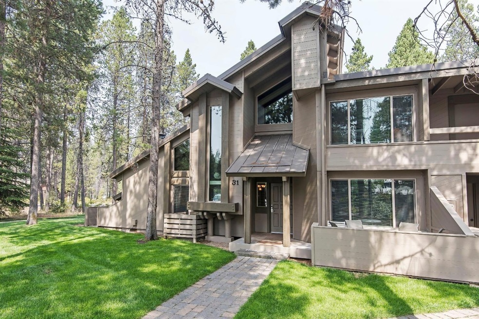 17636 Tennis Village unit 31, Sunriver, OR 97707 - photo 1