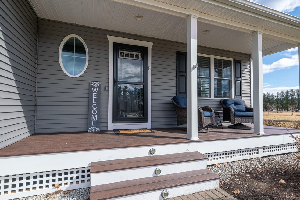 5 Waterview Cir, Litchfield, NH 03052 - photo 1