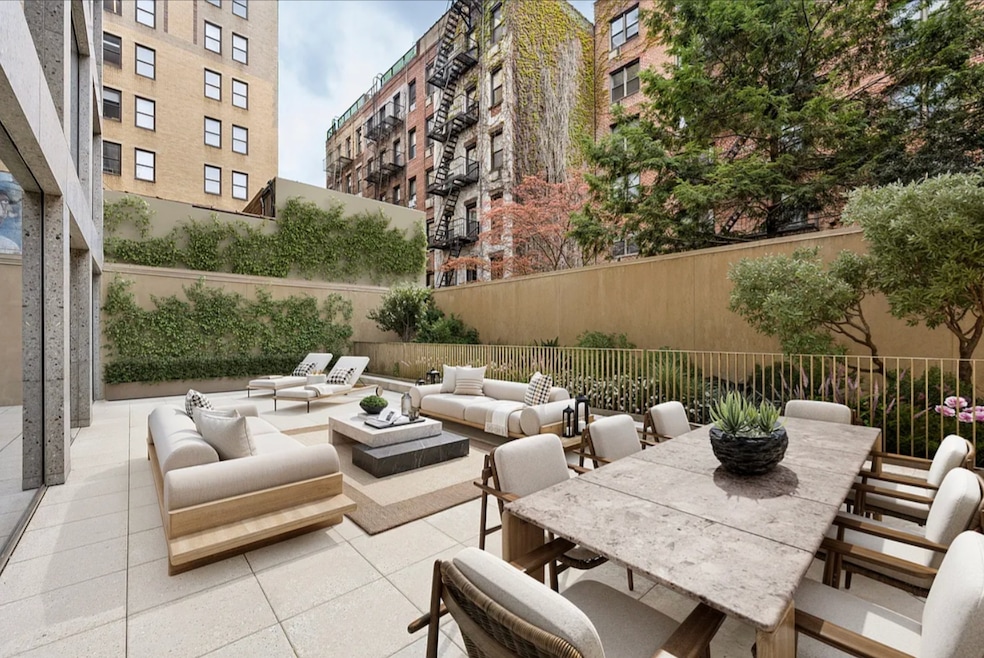 251 W 14th St unit 1-A, New York, NY 10011 - photo 1