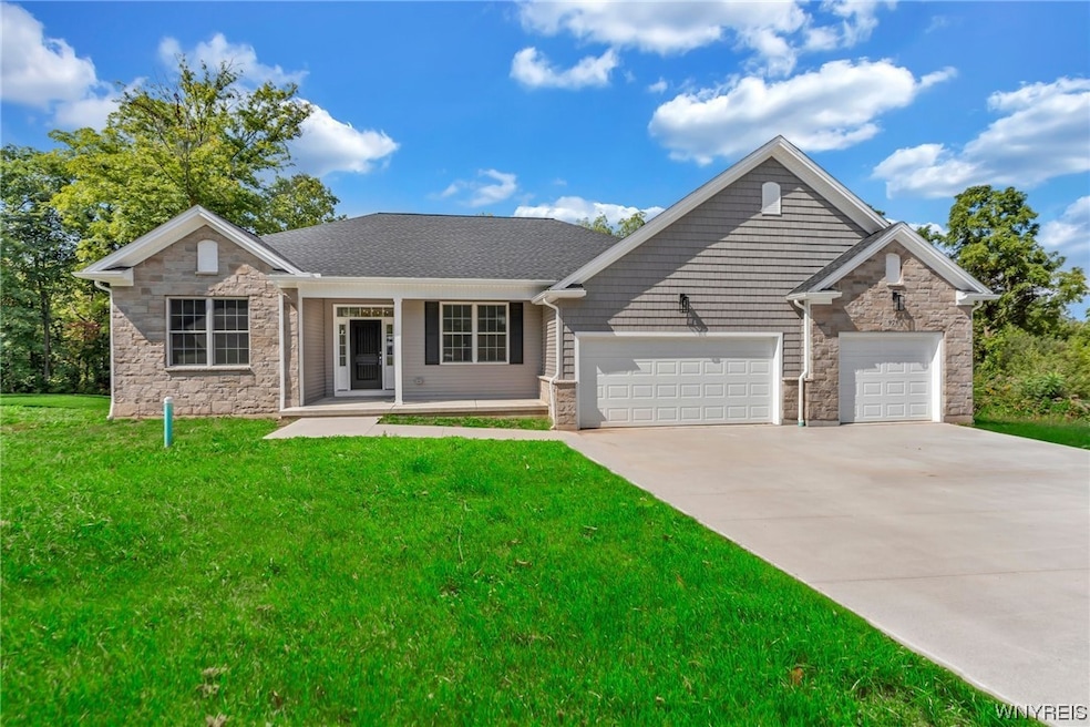 975 Little Vista Dr, Lewiston, NY 14092 MLS B1498724