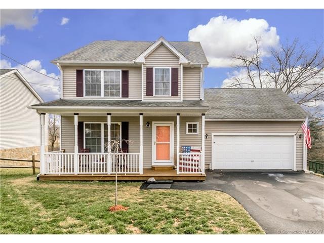 39 Botsford St, Meriden, CT 06451 - photo 1