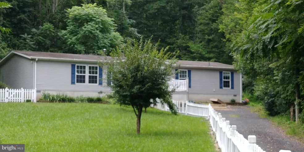 3686 Goldmiller Rd, Bunker Hill, WV 25413 - photo 1