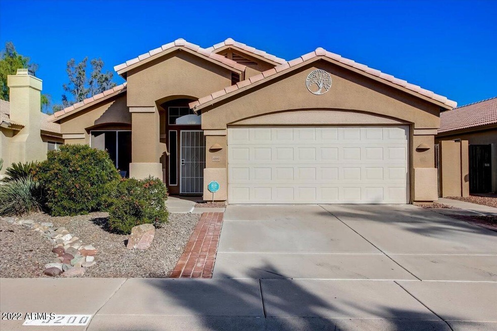 04-W Glenview Pl-004