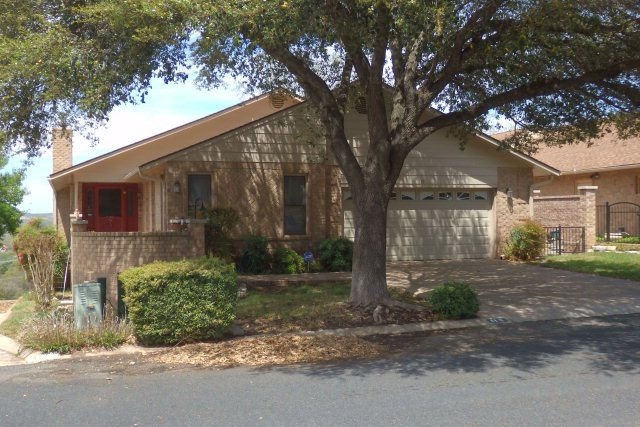 419 Summit Cir, Fredericksburg, TX 78624 - photo 1