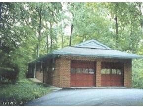 Sold $250,000 • Co-Listing Agent