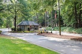 View of Cross Creek's Guard / Gate Station that is staffed by security personnel 24/7.