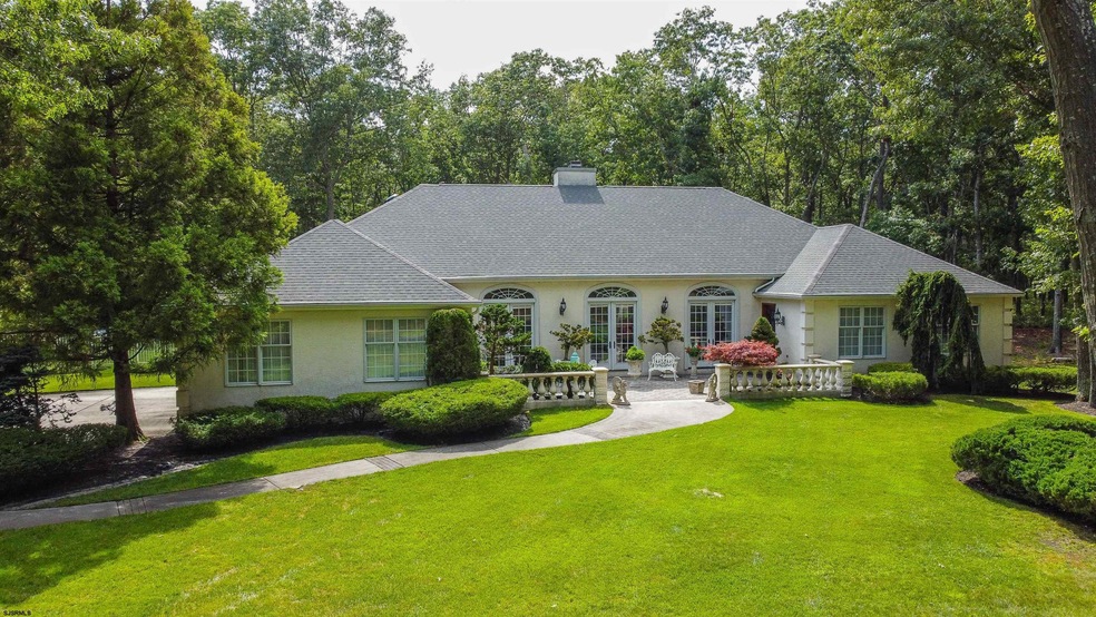 608 Pineview Dr, Galloway, NJ 08205 - photo 1