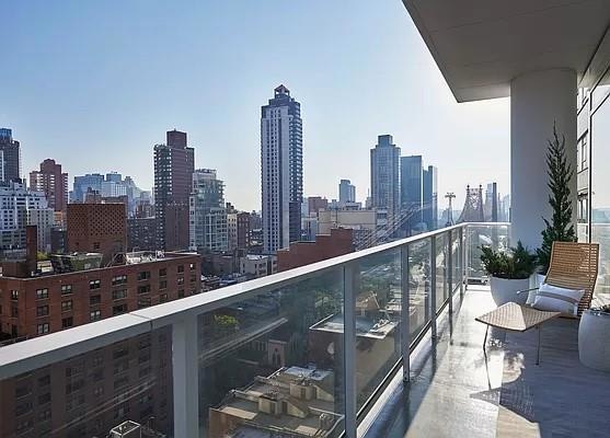 Sold $2,215,000