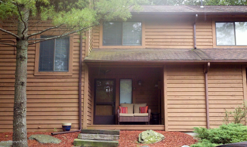 203 Falls Cir, Bushkill, PA 18324 - photo 1