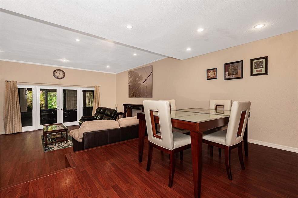 3607 Citrus Trace unit 27, Davie, FL 33328 - photo 1