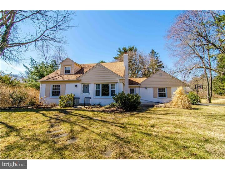 331 Callender Ln, Wallingford, PA 19086 - photo 1