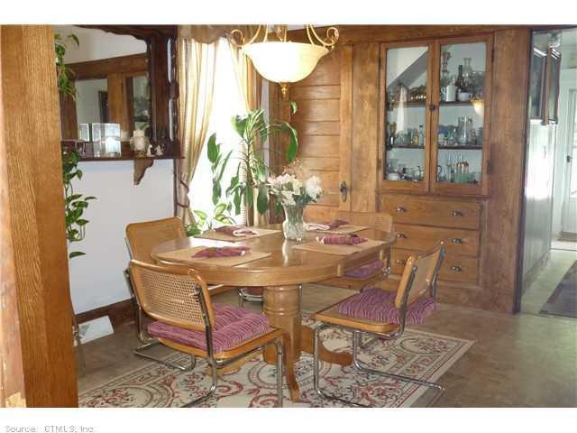 Dining Room. DINING 1ST FLOOR