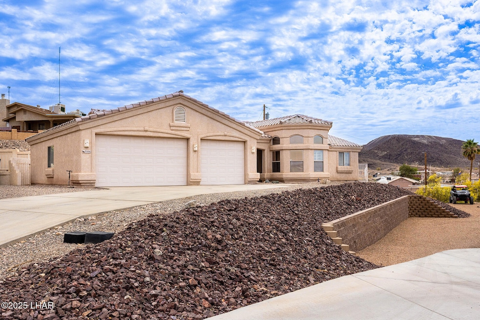 3996 Coral Reef Ct