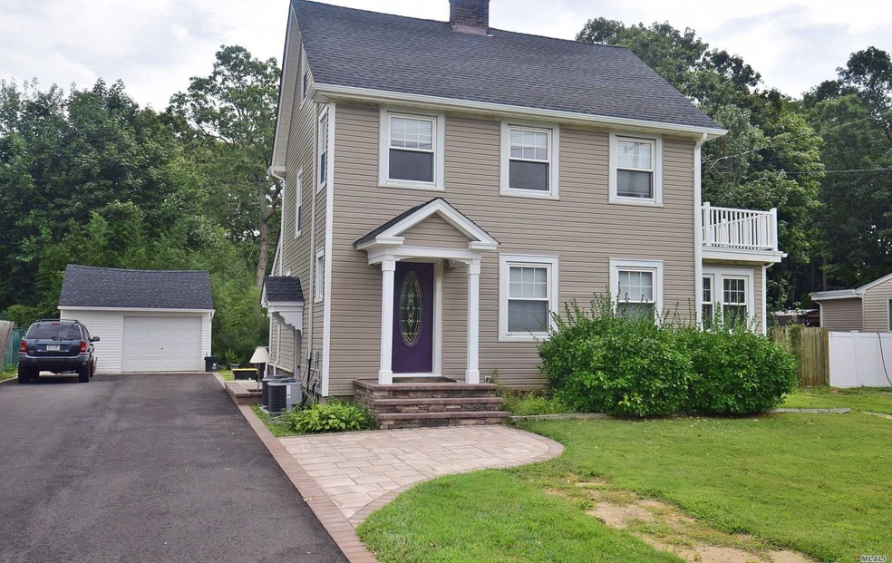 1057 Waverly Ave, Holtsville, NY 11742 - photo 1