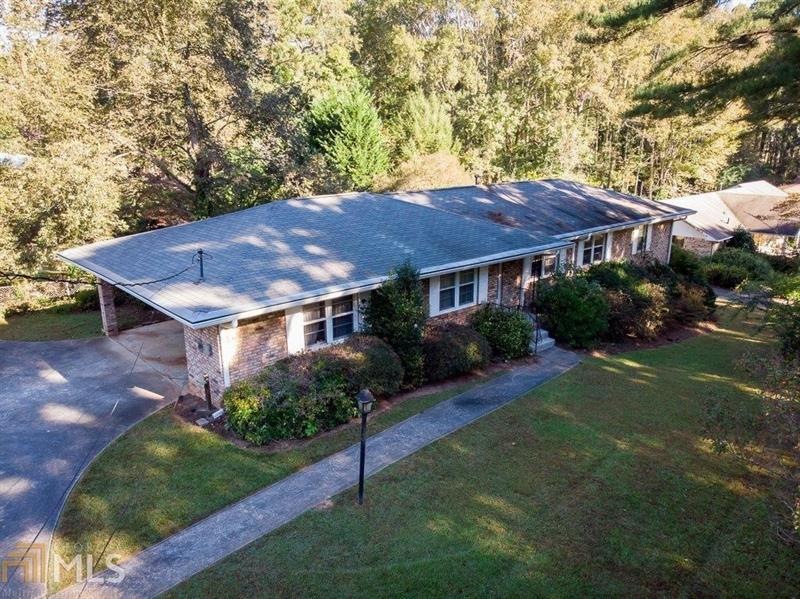 5401 Brownlee Rd, Stone Mountain, GA 30087 - photo 1