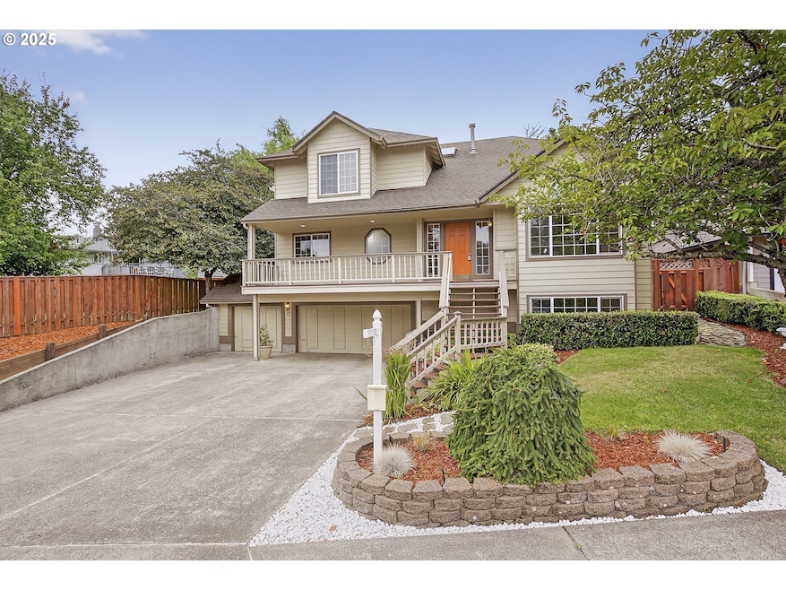 Pending $649,999 • Co-Listing Agent