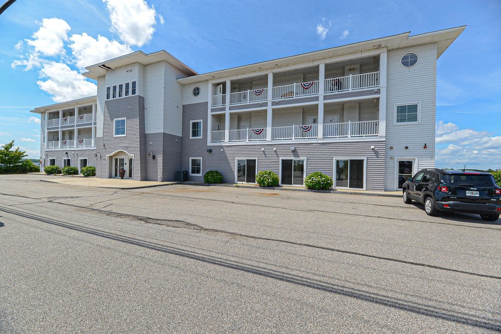 419 Route 286 unit 104, Seabrook, NH 03874 - photo 1