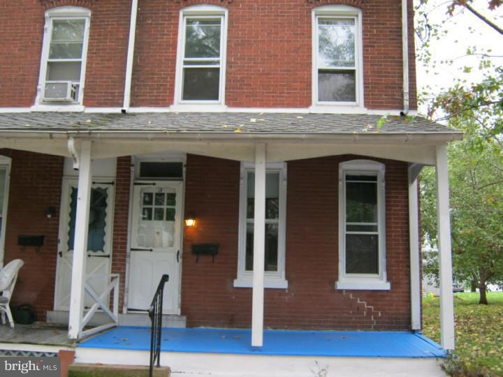 227 N Penn St, Spring City, PA 19475 - photo 1