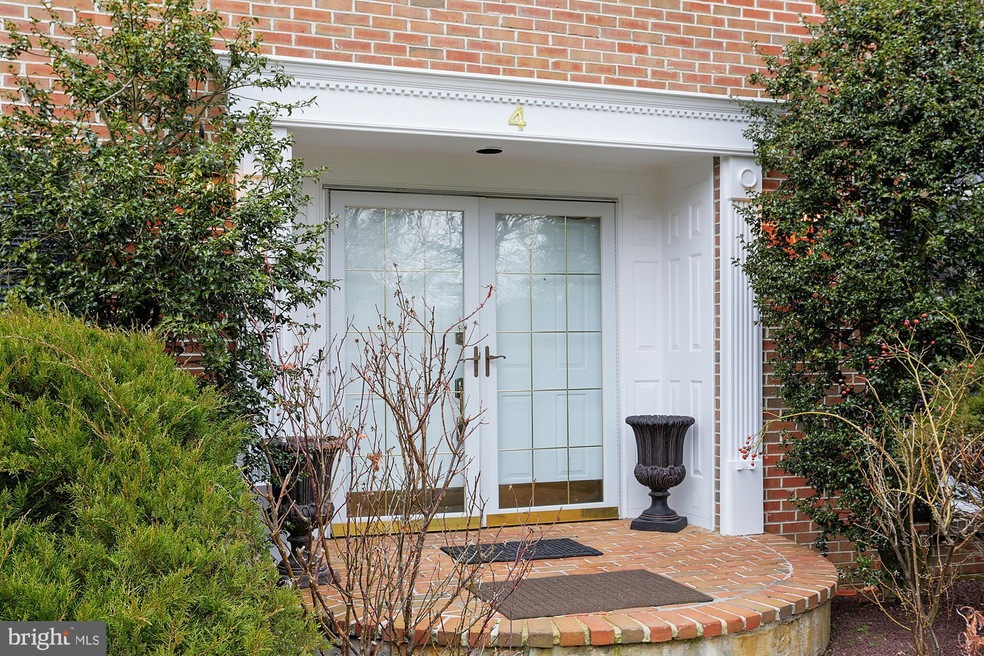 4 Jarrett Ct, Princeton Junction, NJ 08550 - photo 1