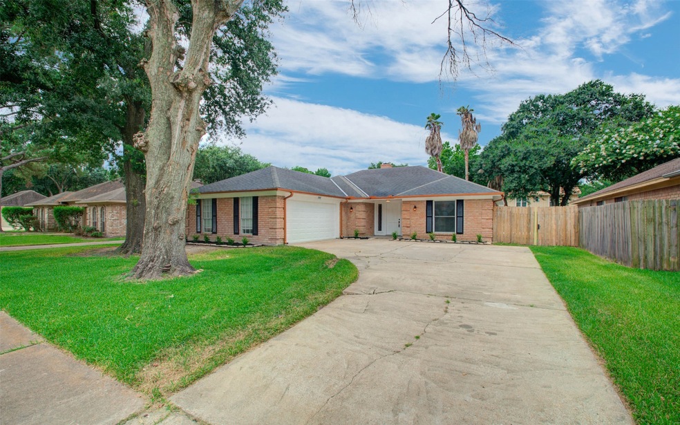 15219 Windy Cove Dr, Houston, TX 77095 - photo 1