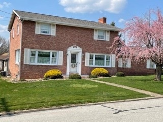 1012 Cedar St, Latrobe, PA 15650 - photo 1