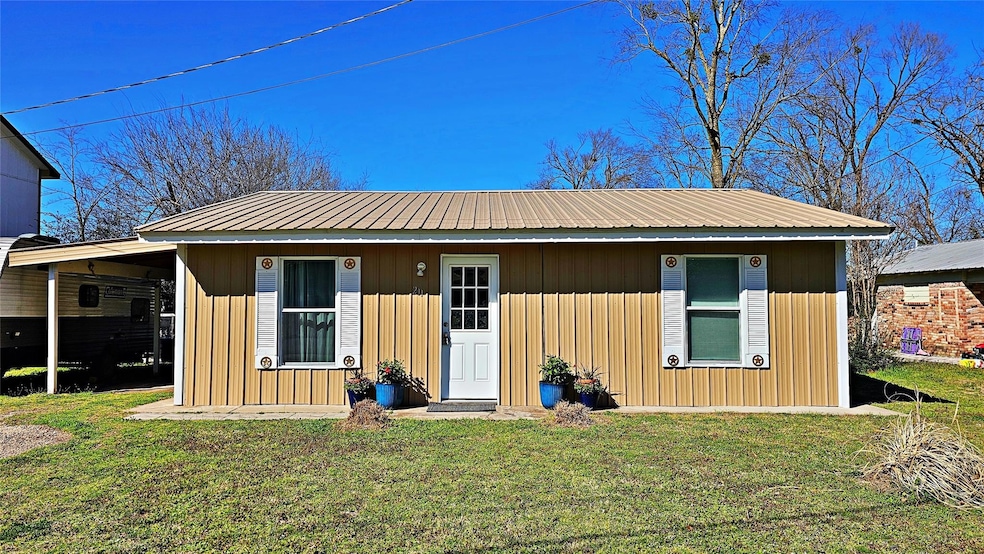 Sold • Co-Listing Agent