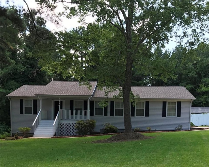 3408 Brenda Lane, Lithia Springs. Love the front p