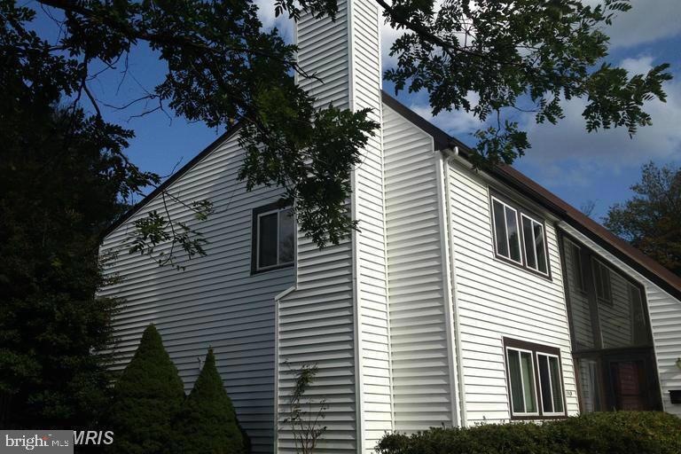 1598 Goldenrain Ct, Reston, VA 20190 - photo 1