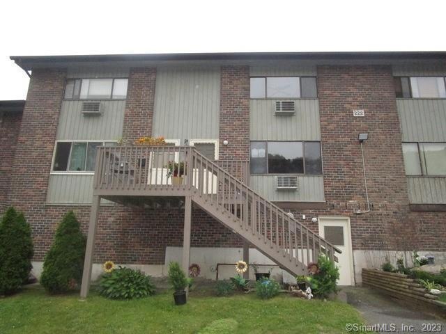 222 Oakville Ave unit D, Waterbury, CT 06708 - photo 1