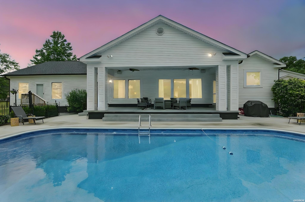 For Sale $1,075,000